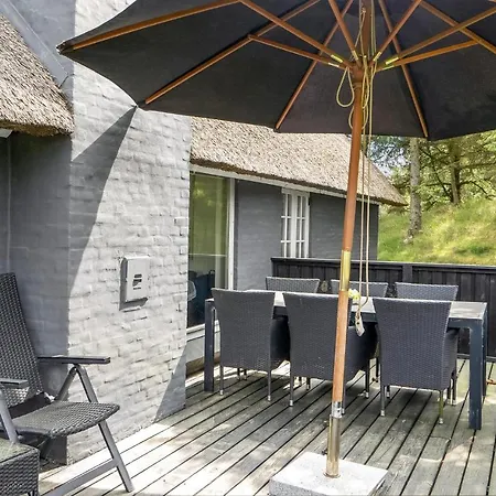 Stunning In With Kitchen * Blåvand